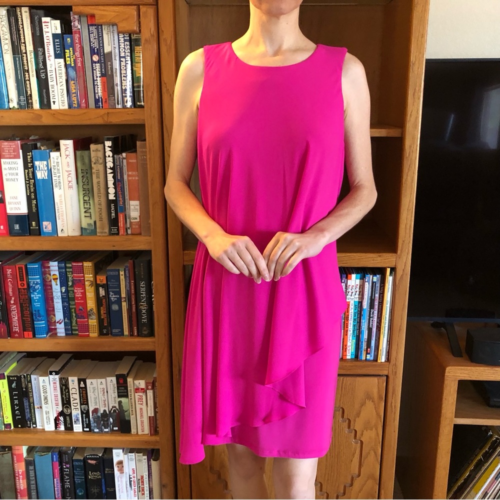 👗EUC Joseph Ribkoff drape dress